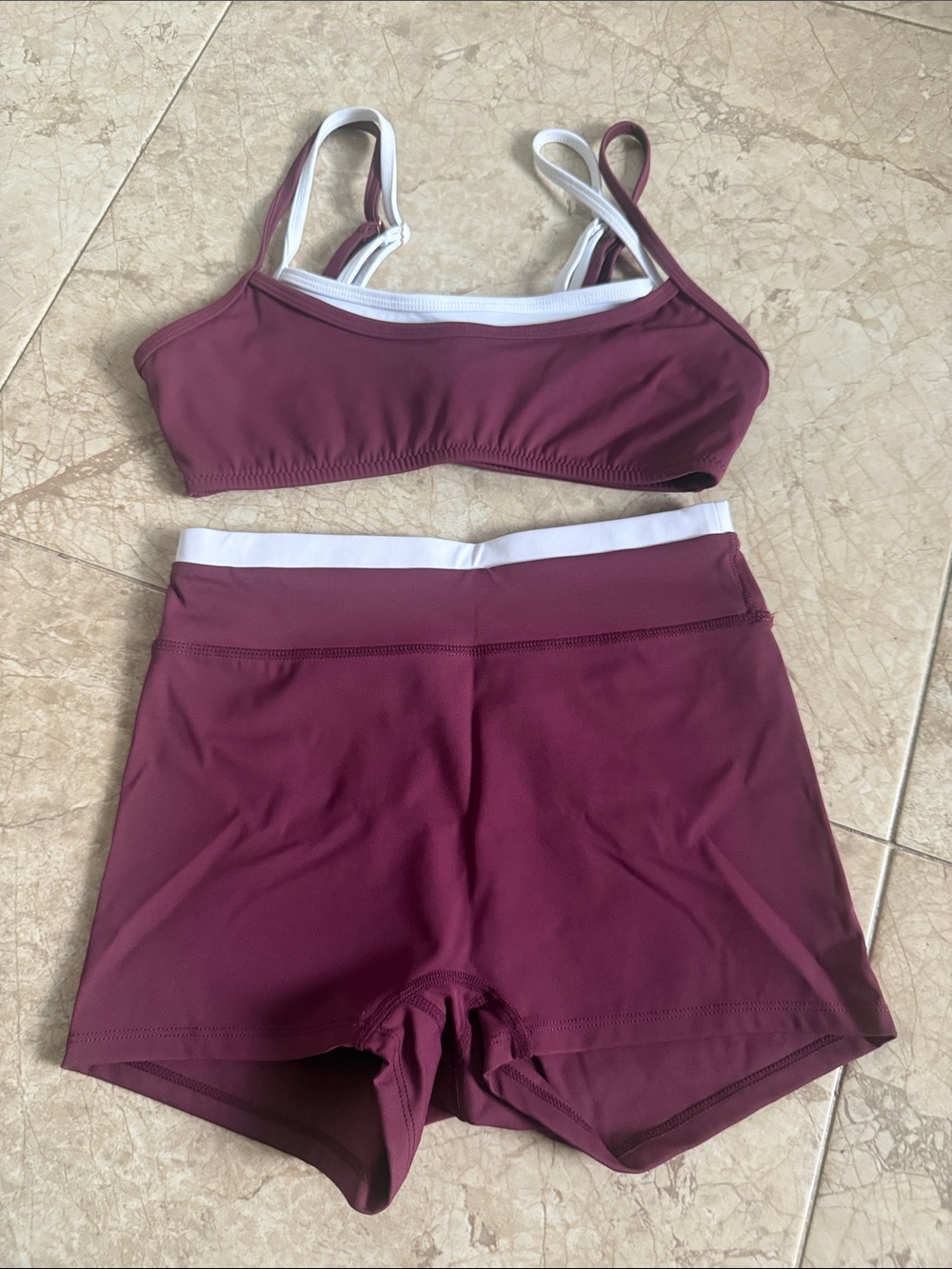 Women's Burgundy Sports Bra & High-Waist Shorts Set - Active Comfort
